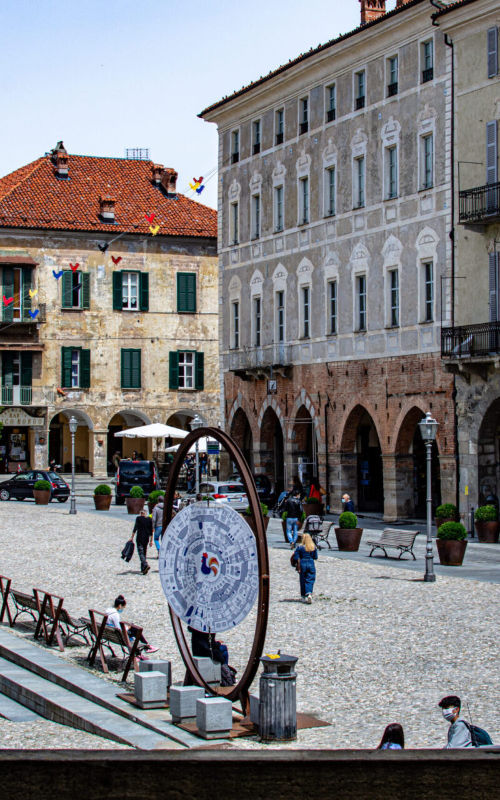 piazza mondovì nelle vicinanze di cascina nomade